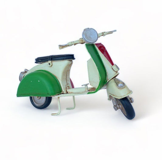 Moto A Escala Tipo Vespa, Decoración Vintage En Fierro - Italia